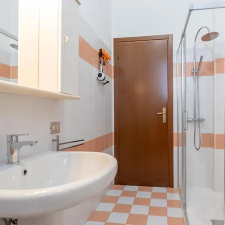 Apartment Large Family In A Fresh Area Of Lecco