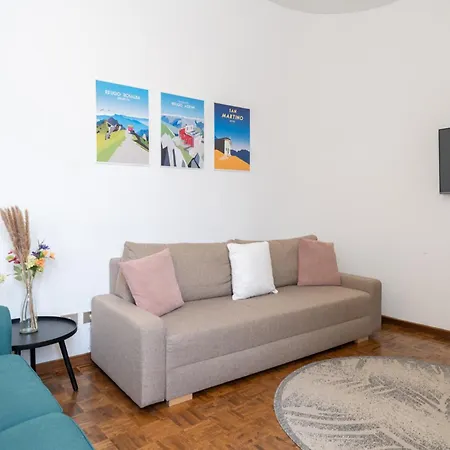 Large Family In A Fresh Area Of Apartment Lecco